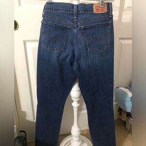 Levi’s high rise jeans size 27